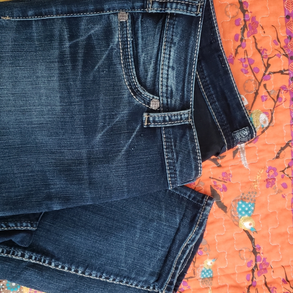 Jeans - Picture 2 of 5